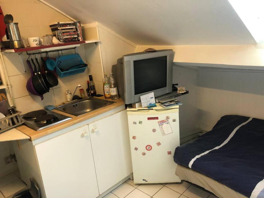 Appartement Confortable Studio,paris 14 Eme Paris