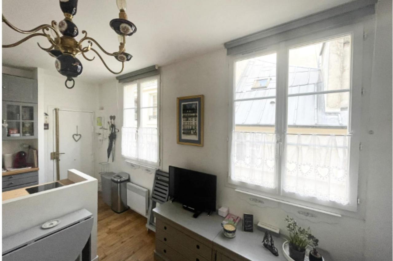 Quiet And Charming Studio For Two In 2th Appartement Paris