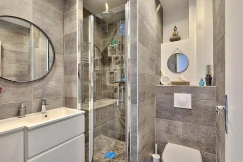 Spacieux Avec Balcon / Batignolles Apartment Paris