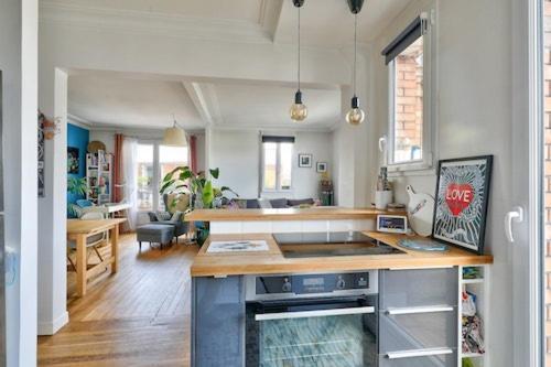 Spacieux Avec Balcon / Batignolles Paris