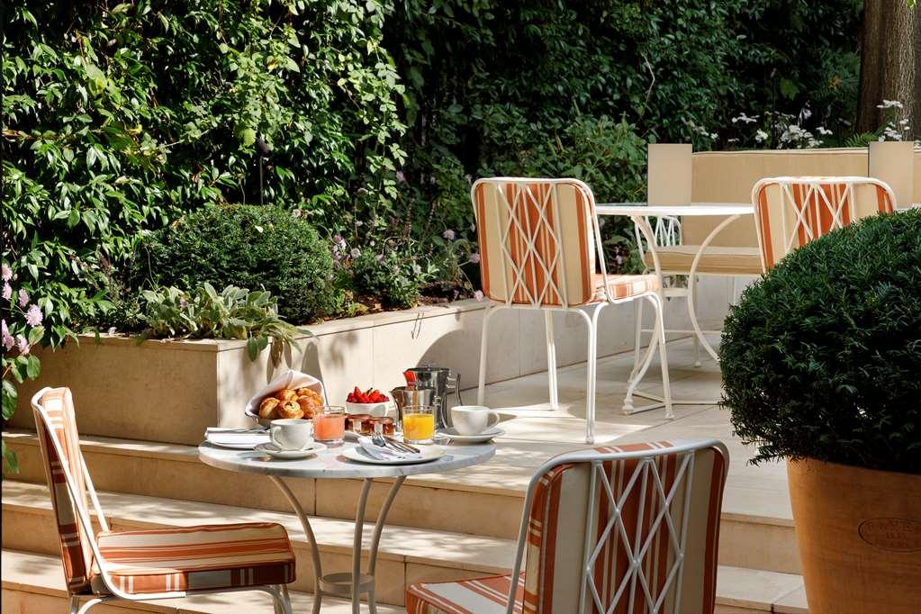 Hotel Le Belgrand Champs Elysees Tapestry By Hilton *