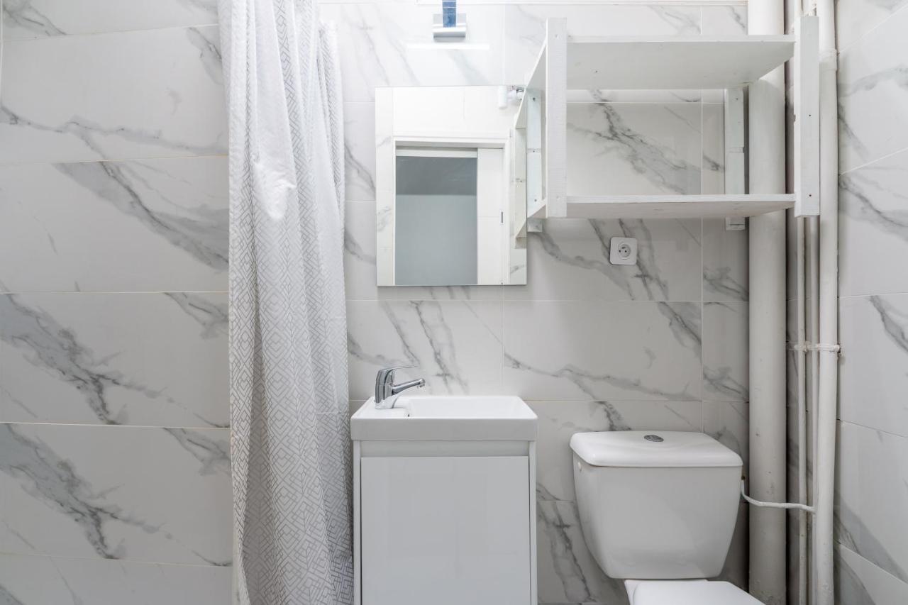 Appartement Metro Alexandre Dumas *