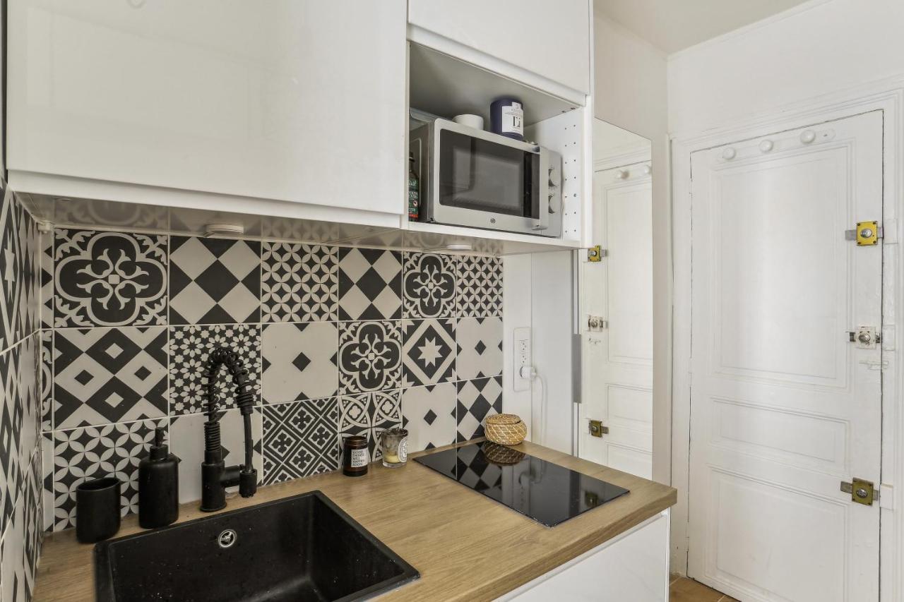 Appartement Small Comfortable Near Eiffel Tower
