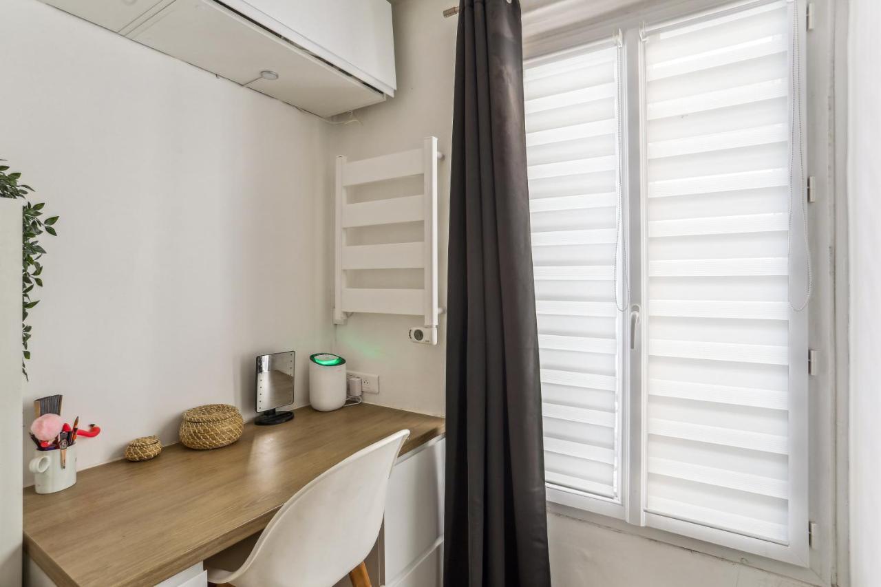 Small Comfortable Near Eiffel Tower Appartement Paris