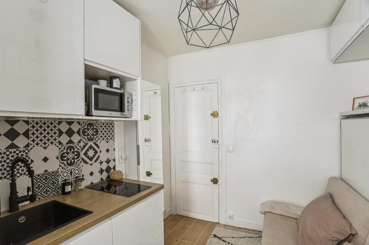 Appartement Small Comfortable Near Eiffel Tower