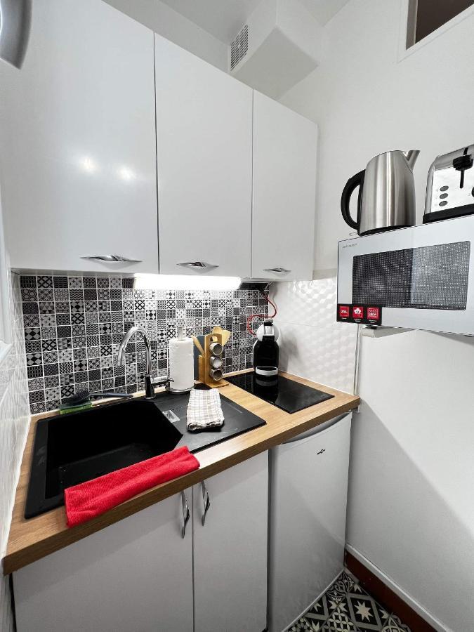 Moderne Les Gobelins Apartment *
