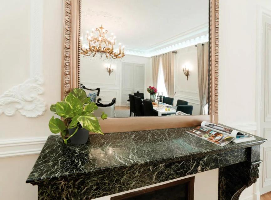 Galeries Lafayette - 7 Bedrooms - Lift - Aircon Apartment Paris