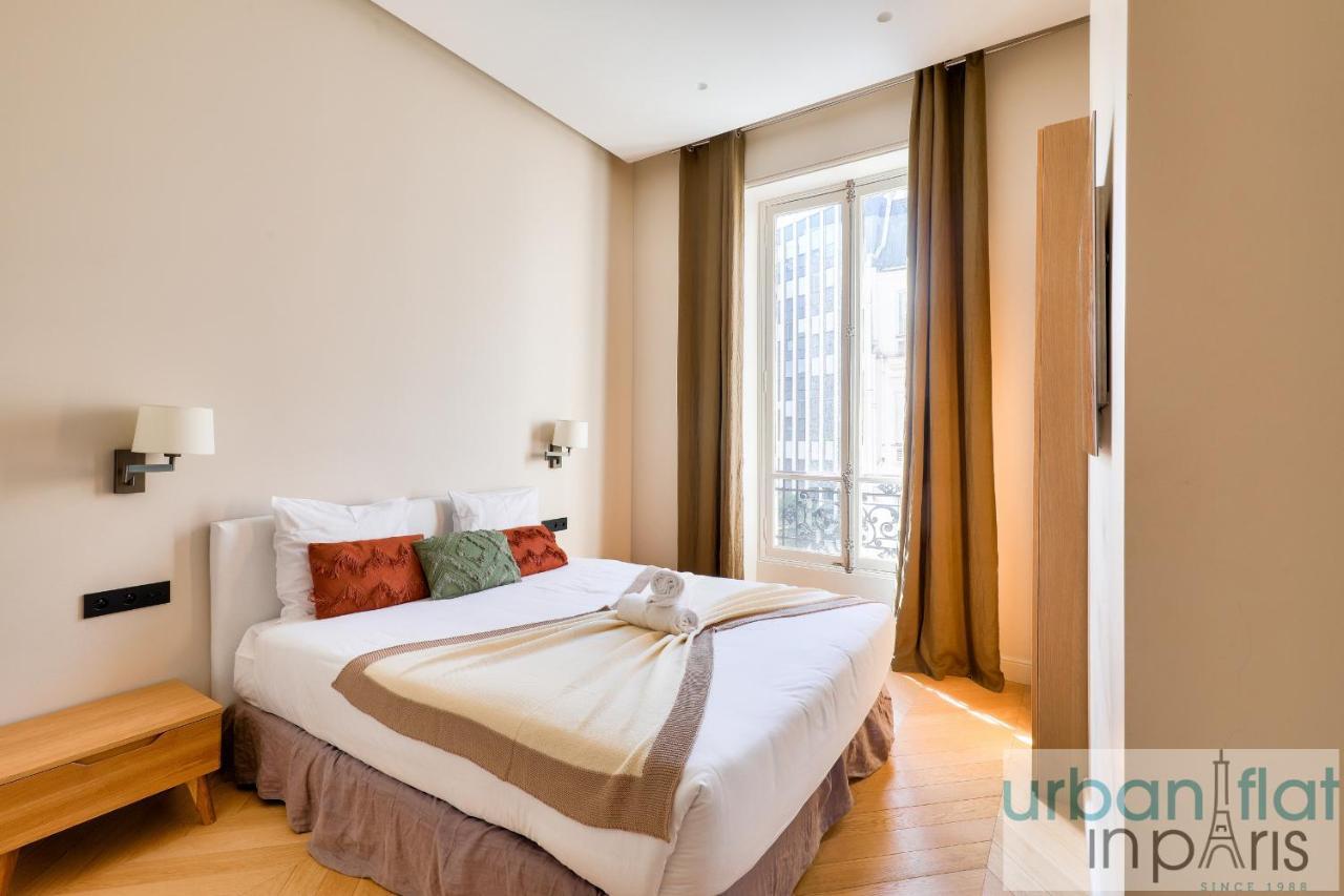 Apartment 141 - Beautiful Flat Triangle D Or Champs Elysees Paris