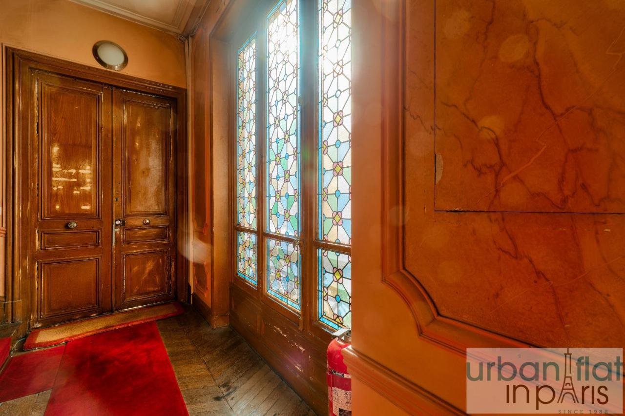 141 - Beautiful Flat Triangle D Or Champs Elysees Apartment Paris