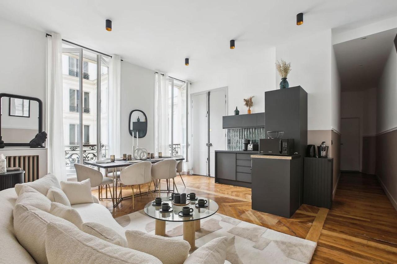 Apartment Champs Elysees Luxury 3 Bed