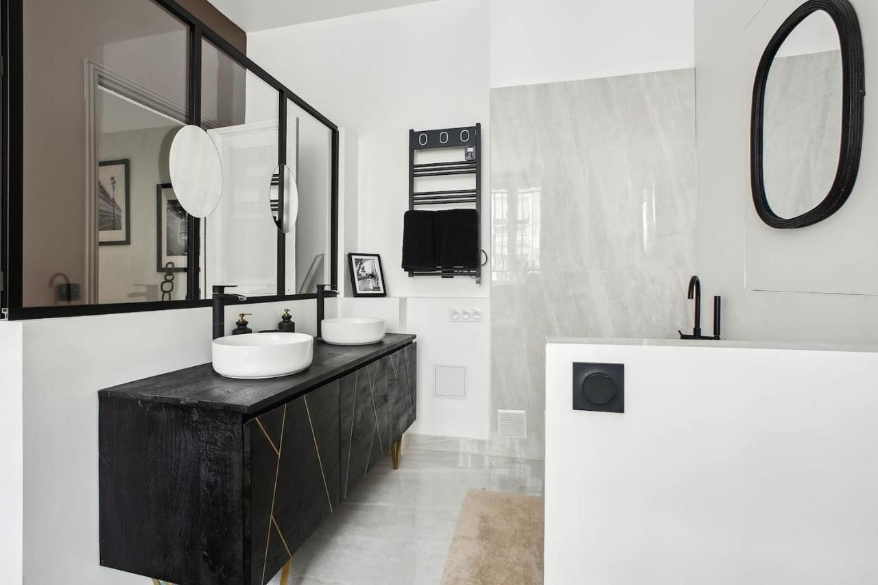 Apartment Champs Elysees Luxury 3 Bed Paris