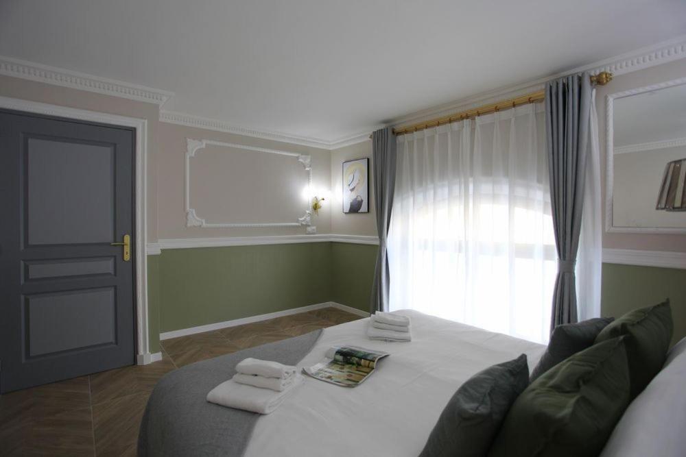 Triplex 250m² 6ch - Clim - Tres Spacieux - Apartment