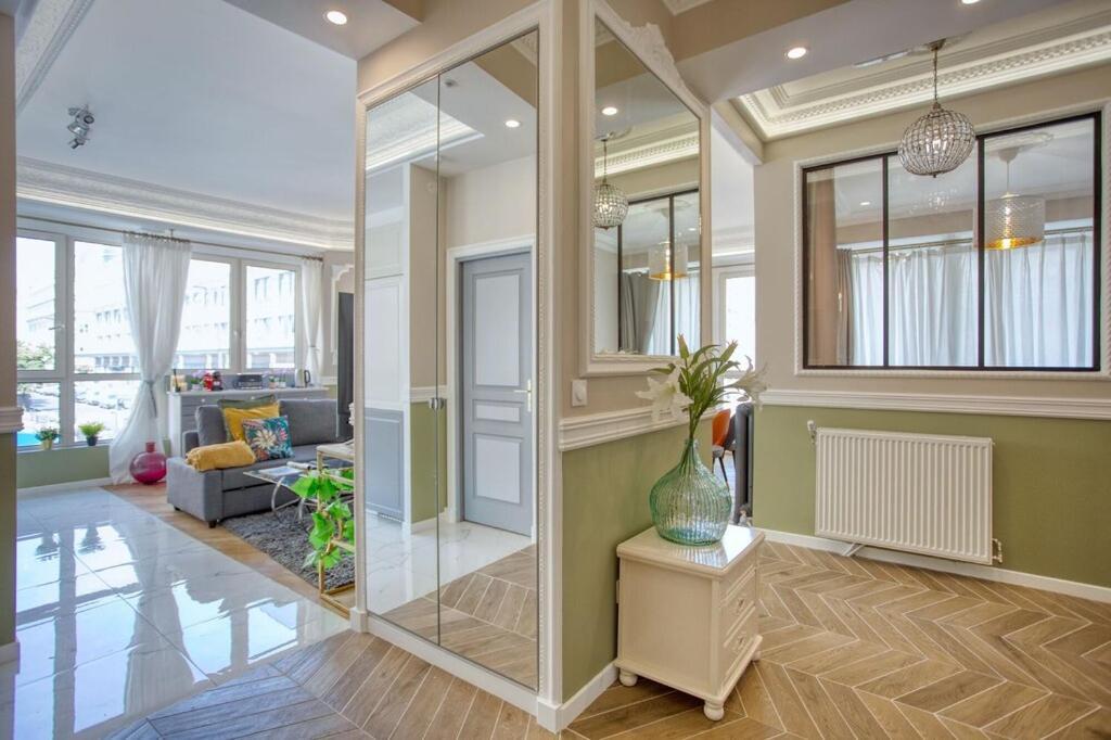 160m² 6ch-haussmannien Climatise & Ascens * Paris