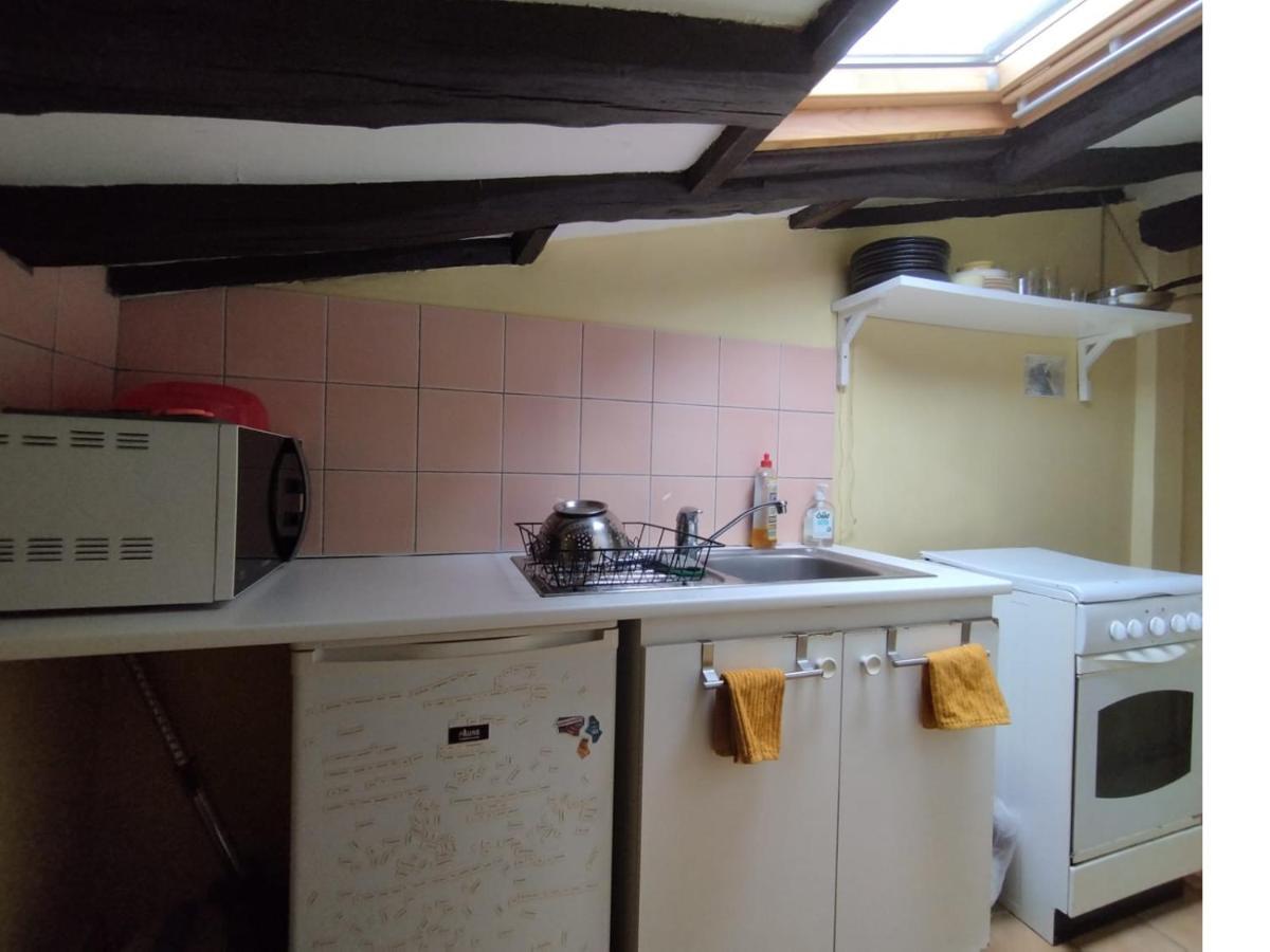 Apartment Giallo Paris