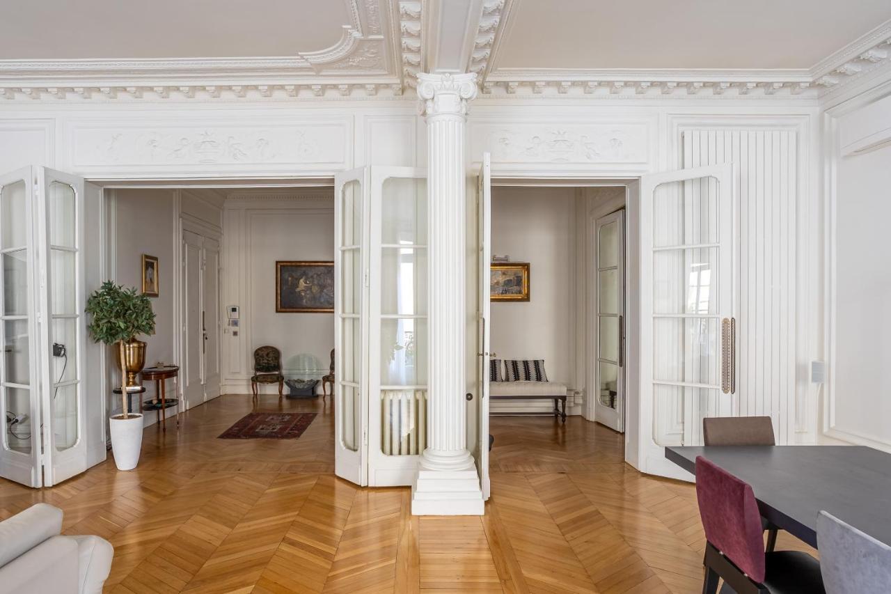 Apartment Prestigious Trocadero