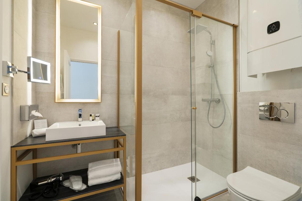 Hotel Vestay Montaigne