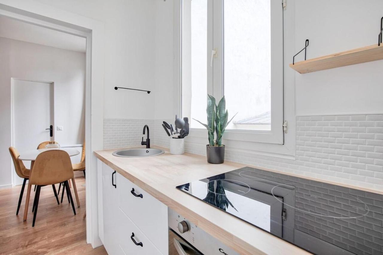 In Republique - 6p Apartment