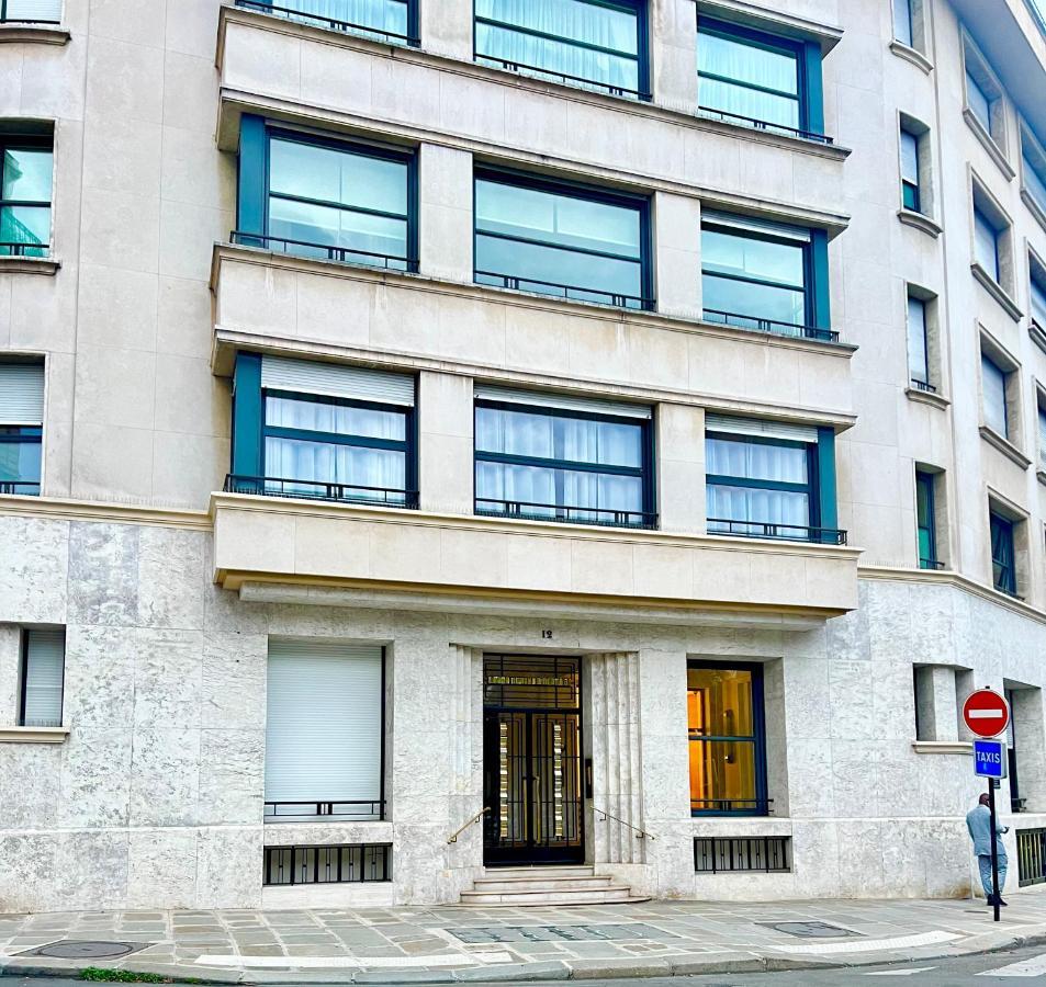 Apartment Charme & Elegance - Les Champs-elysees Paris