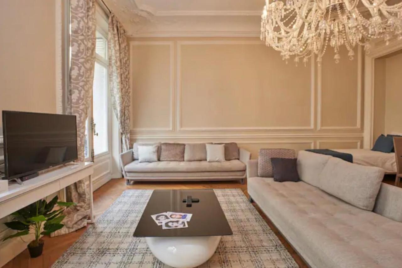 Glamorous Apartment, Excellent Location Apartment *
