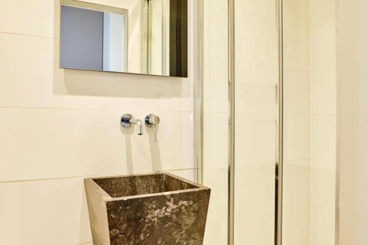Glamorous Apartment, Excellent Location Apartment Paris