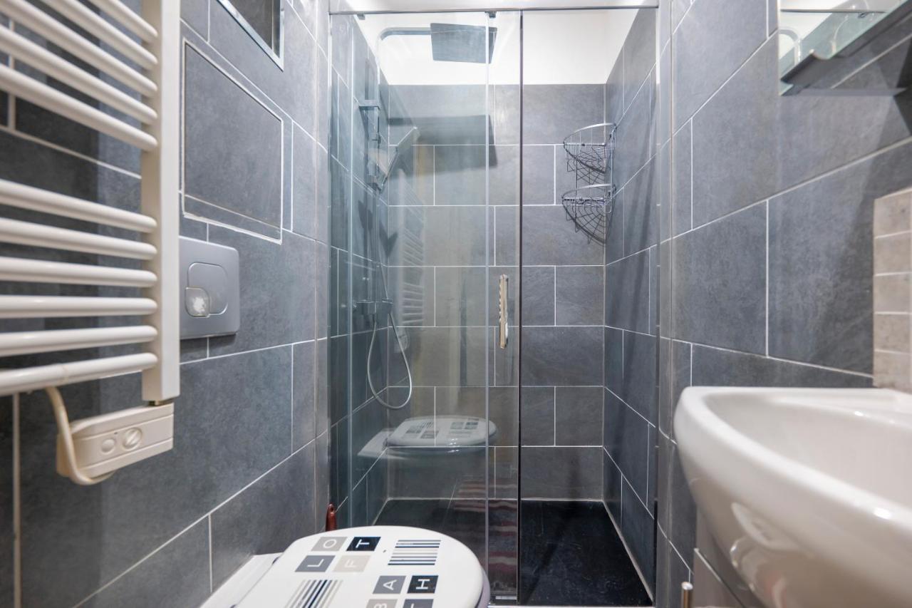 Deux Pieces Avenue Parmentier Appartement Paris