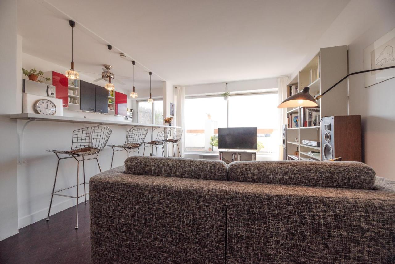Amazing View In - Area Apartment
