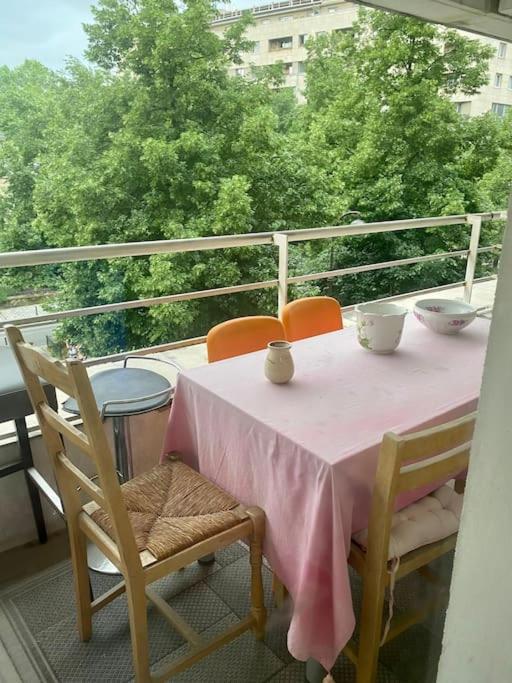 Beau A Balcon Vue Tour Eiffel & Parking Apartment *