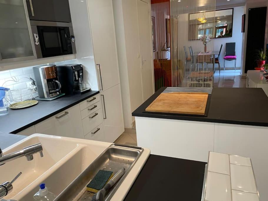 Appartement Chezadrienparis - De 90m2 En Souplex Paris