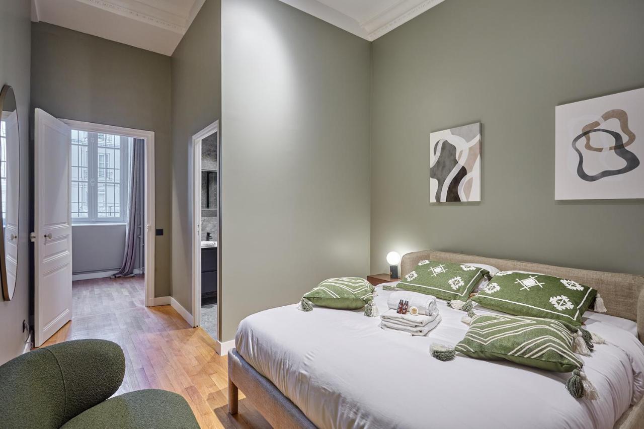 Apartment Trocadero By Studio Prestige