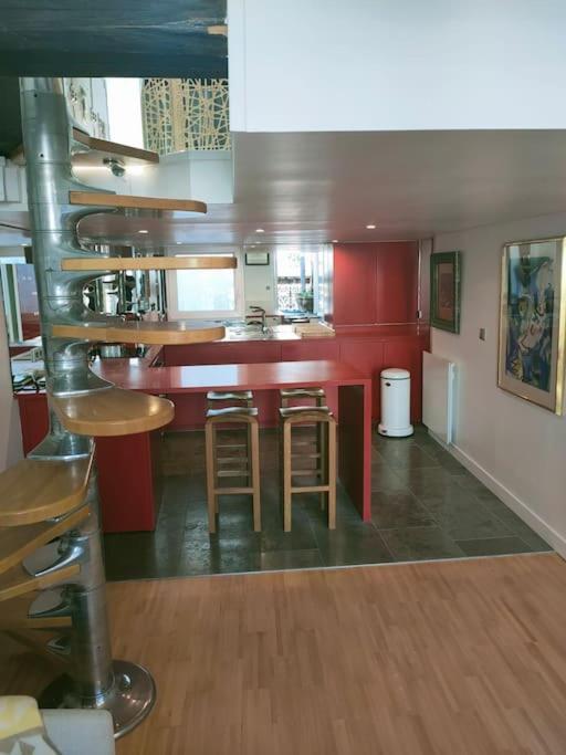 Apartment Centre Grand Duplex Avec Belle Terrasse *