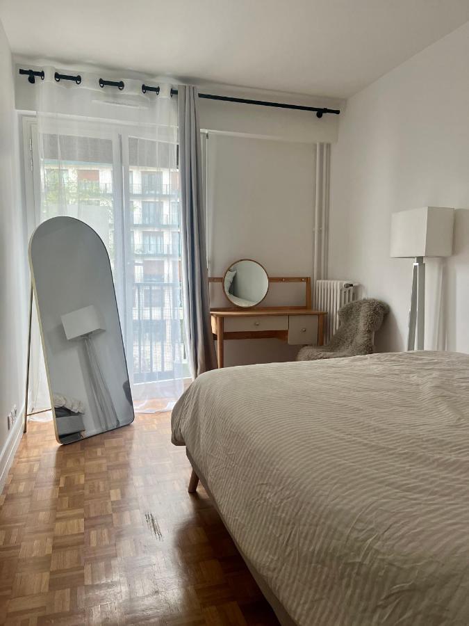 Modern Near The Eiffel Tower, 45m Apartment *