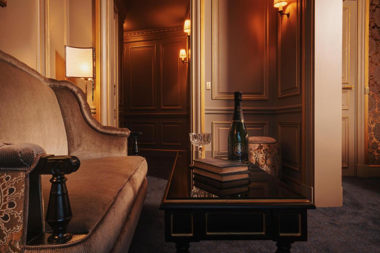 Maison Proust, & La 5* Paris
