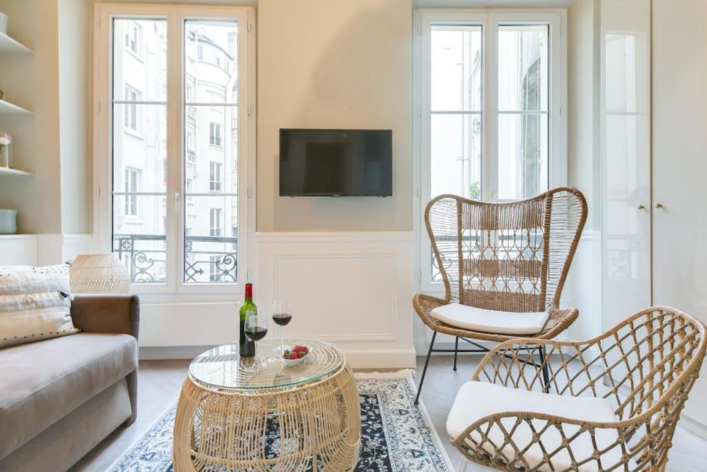 Lovely Flat In Near Notre-dame Apartment *
