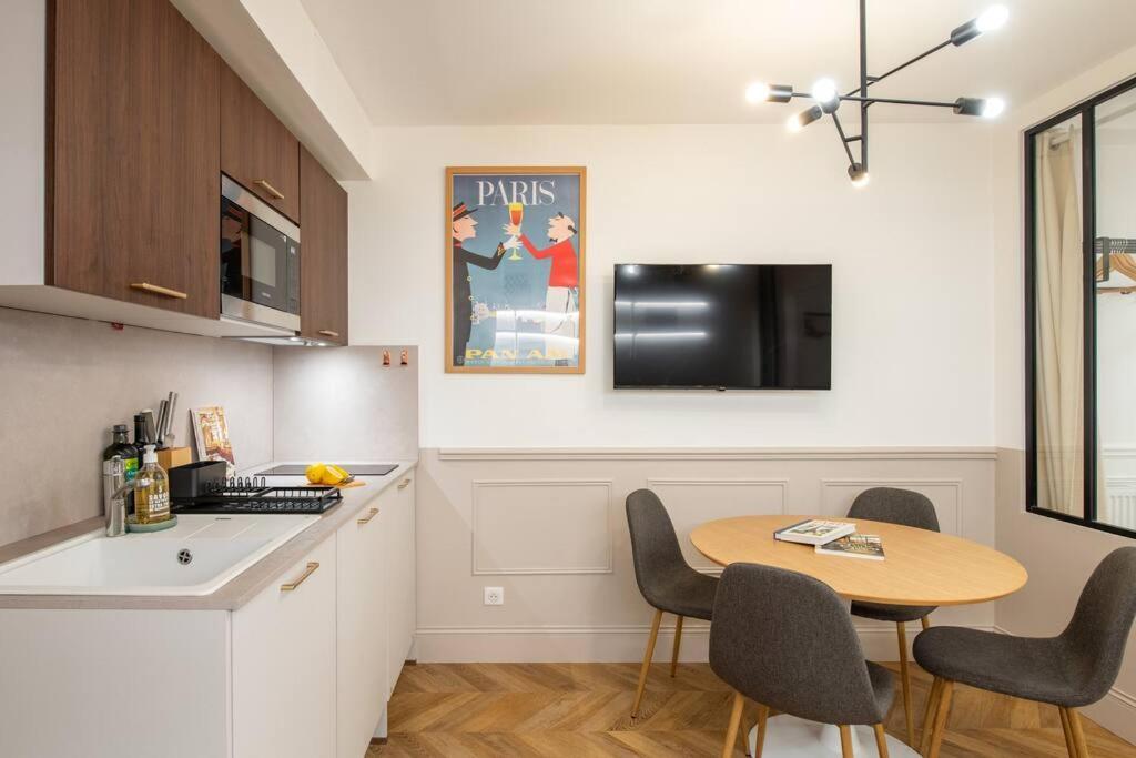 Maison Francois : Cosy Loft With Ac