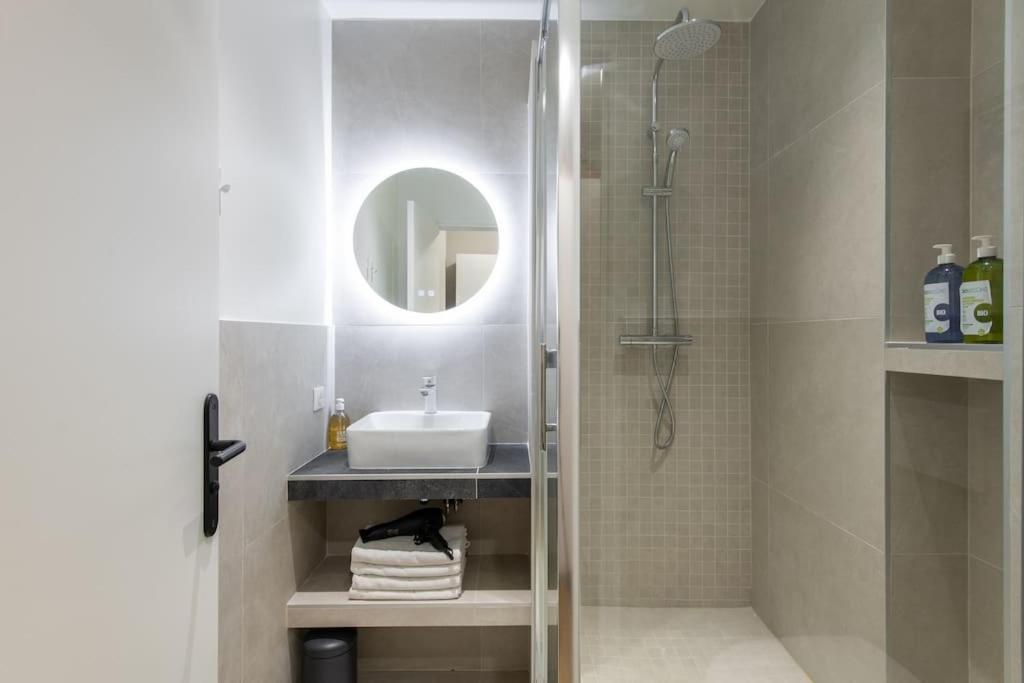 Maison Francois : Cosy Loft With Ac Apartment