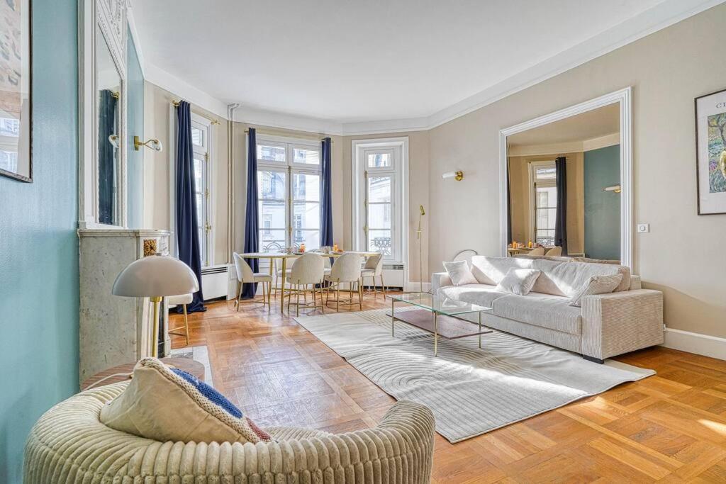 Apartment Chic Et Spacieux 16e Arrondissement