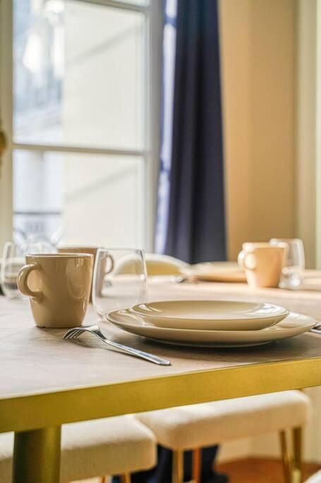 Apartment Chic Et Spacieux 16e Arrondissement Paris