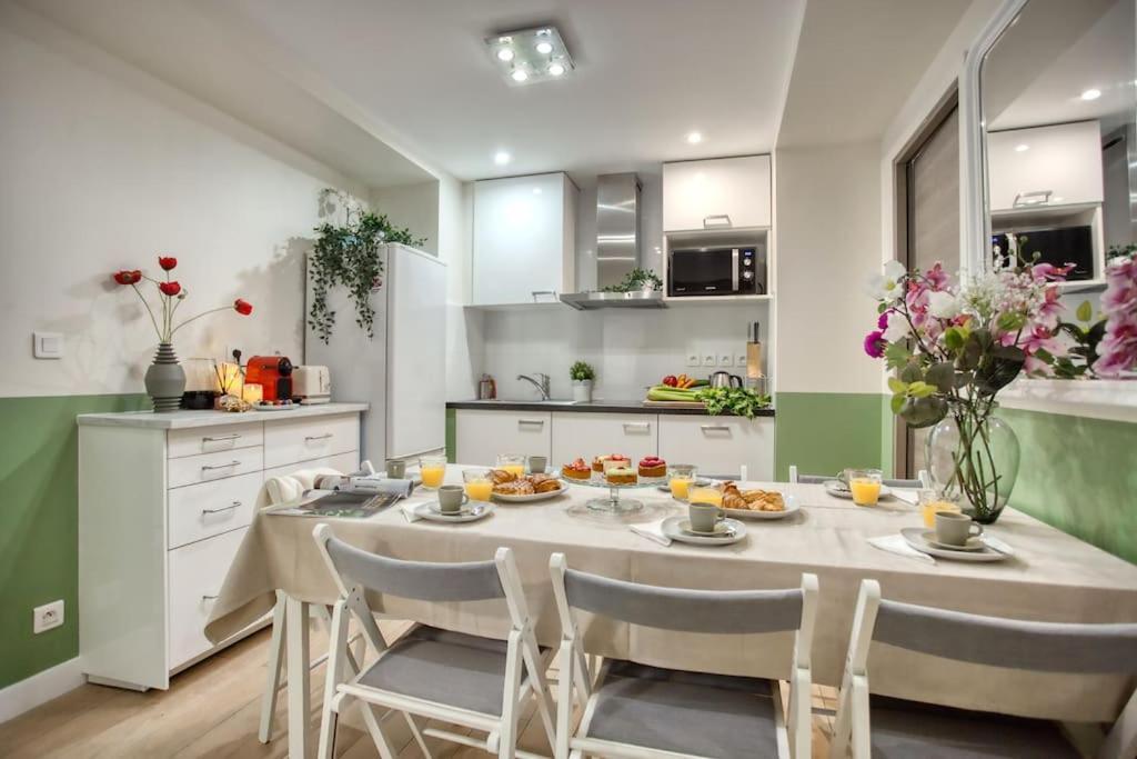 Amazing New Bastille 3 Bedrooms 2 Bathrooms Apartment *