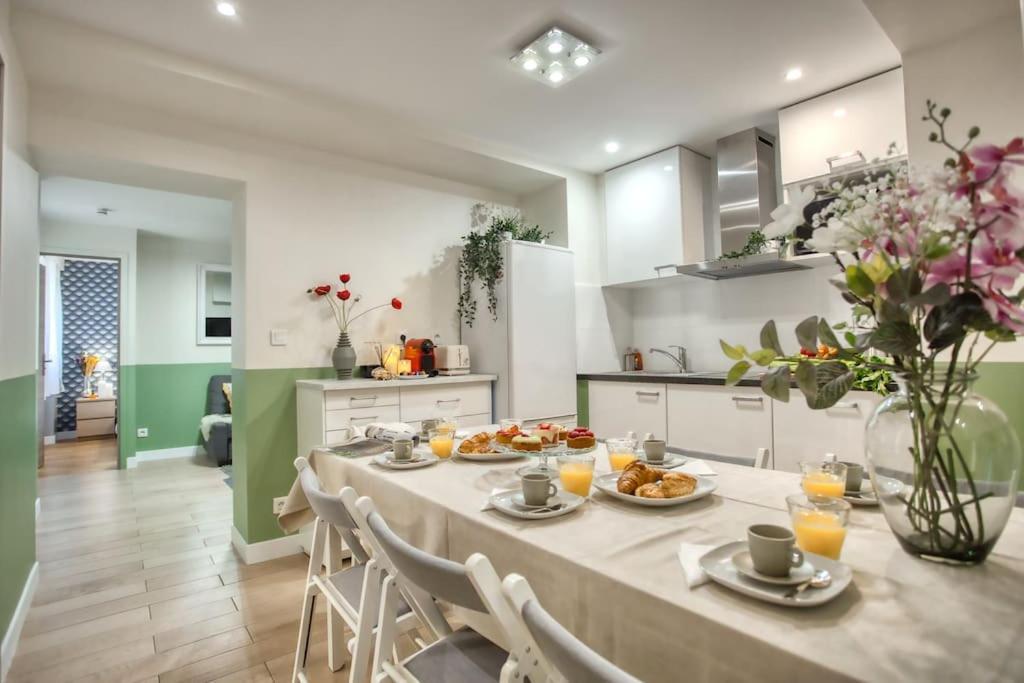 Amazing New Bastille 3 Bedrooms 2 Bathrooms *