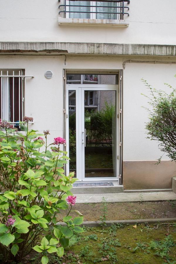 Apartment Duplex Cinema Face Au Parc Des Expositions Paris