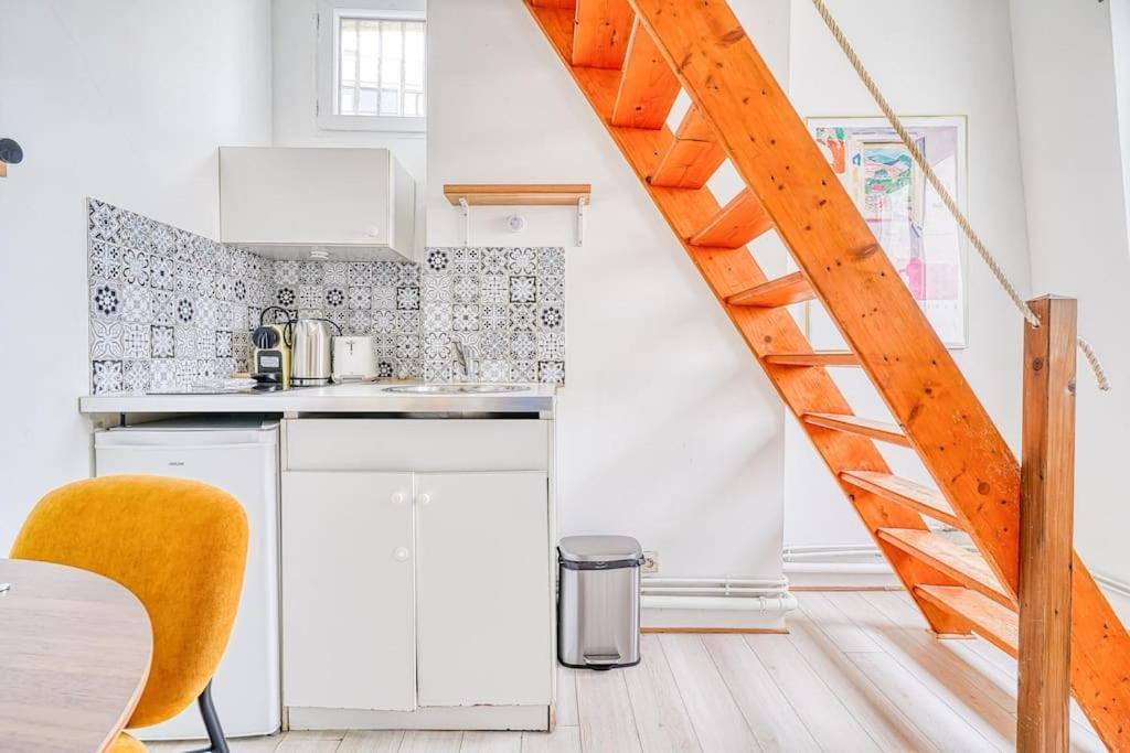 Apartment Studio Proche Mairie Du 14e Arrondissement Paris