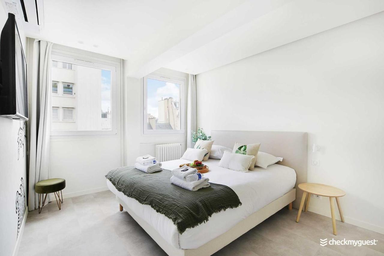 Apartment Champs Elysees - Ponthieu Paris