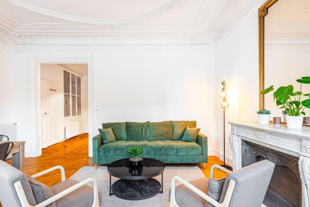Spacieux A Deux Pas De Notre-dame Apartment