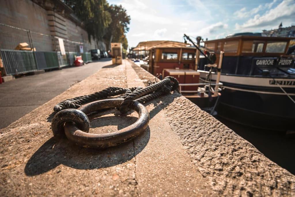 Classic Riverboat In The Center Of * Paris