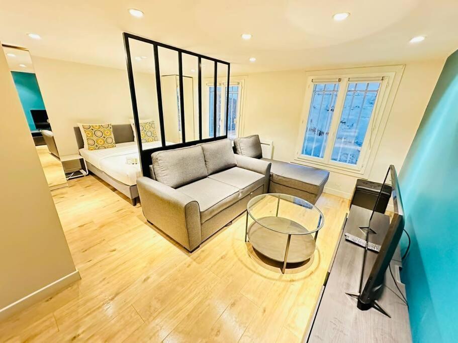 Great Flat In Center Of Apartment Paris