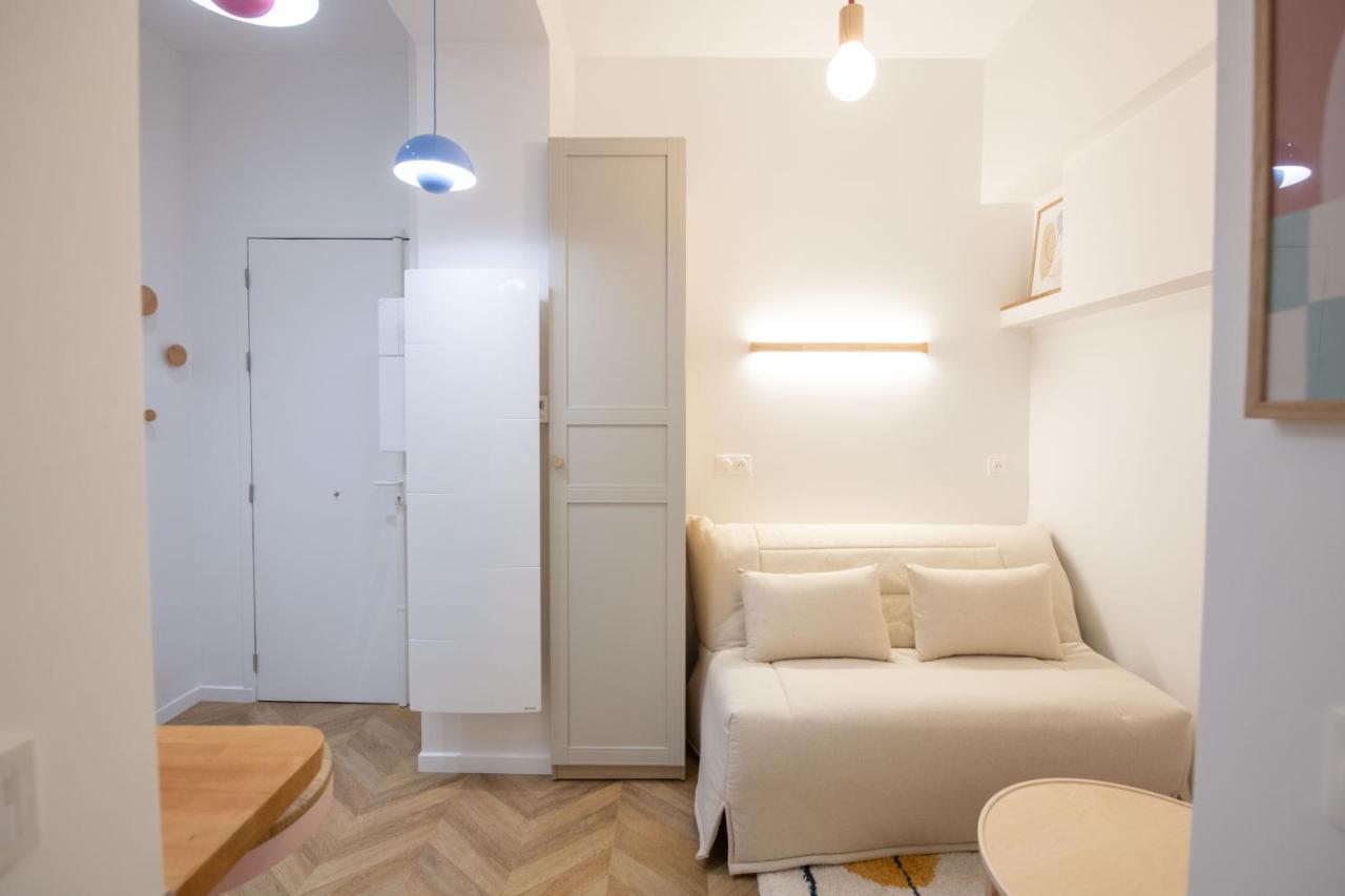 Studio_ Champs-elysees Apartment