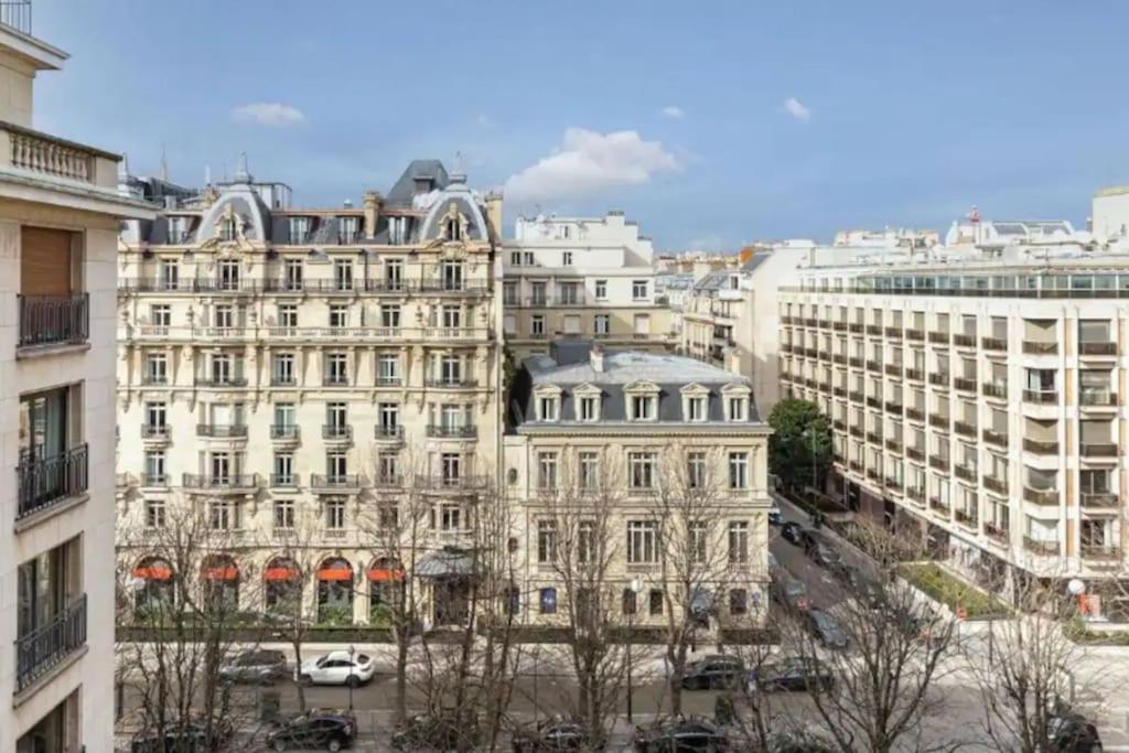 Avenue Montaigne Luxury Apartment 2Br 4P Apartment