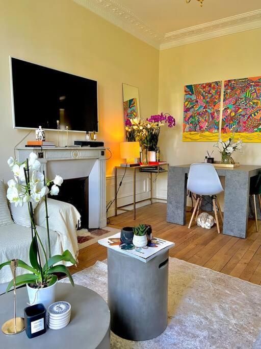 2-bed Cosy - Location Apartment Paris