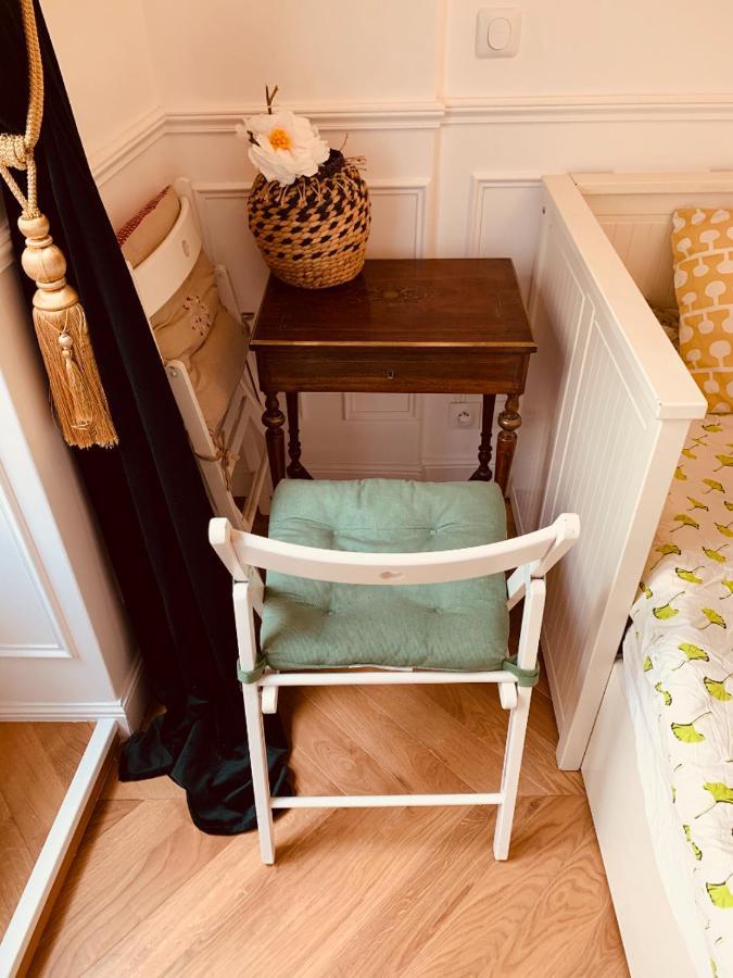 Séjour chez l'habitant Parisian Style Private With Shared Bathroom Near Bastille And Gare De Lyon Paris