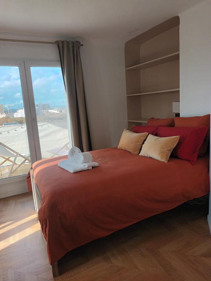 Balcony Floor Apartment
